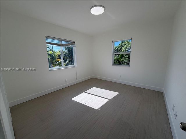 1045 SW 8th Ave 1045, Miami, FL 33130