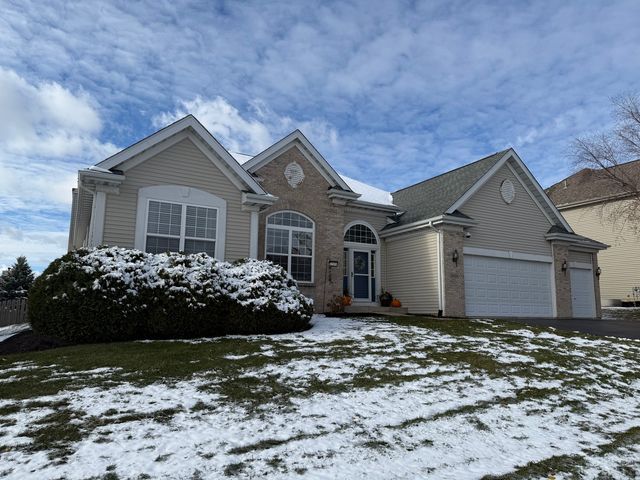 12434 Kings Point Drive, Loves Park, IL 61111