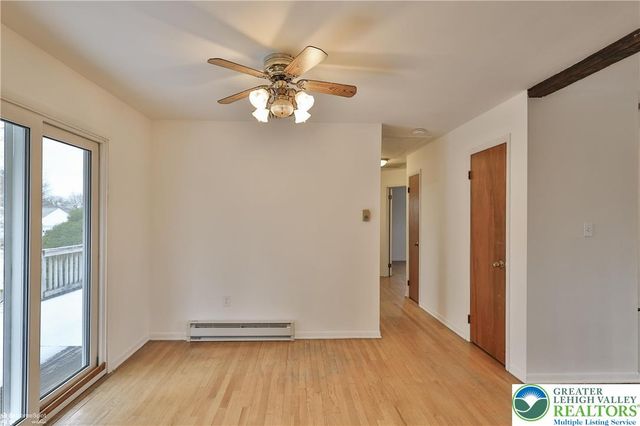 305 Carbon Street, Palmer Twp, PA 18045