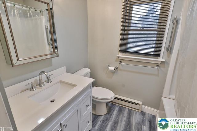 305 Carbon Street, Palmer Twp, PA 18045