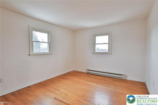 305 Carbon Street, Palmer Twp, PA 18045