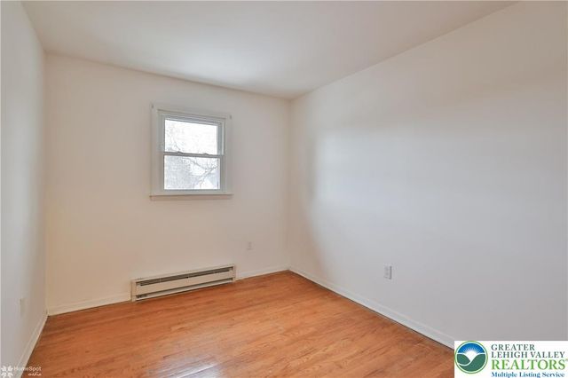 305 Carbon Street, Palmer Twp, PA 18045