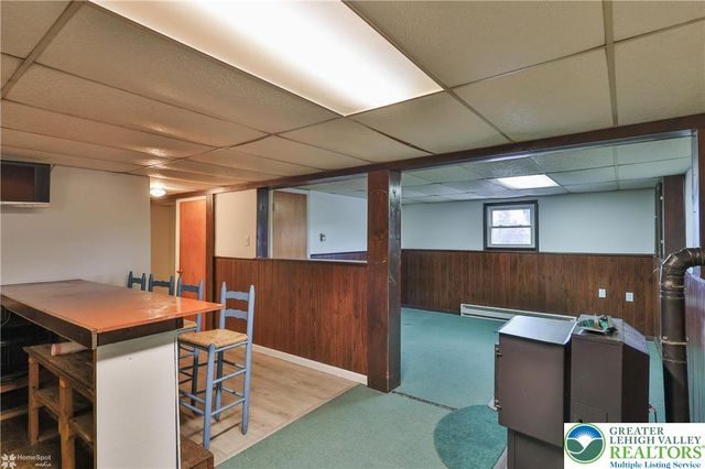 305 Carbon Street, Palmer Twp, PA 18045