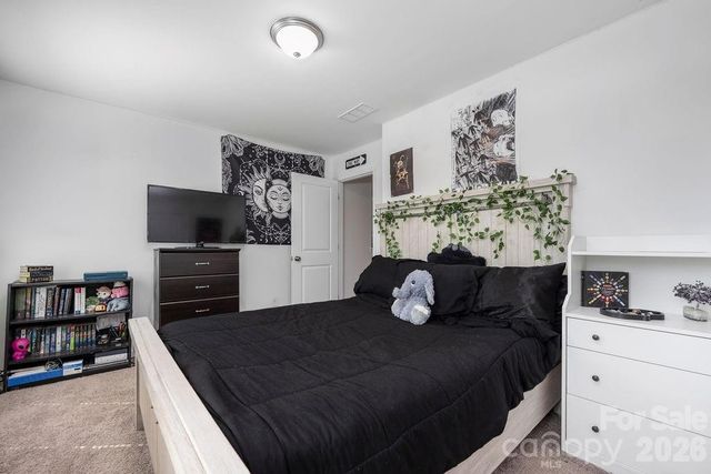 2624 Clipper Court NW, Concord, NC 28027