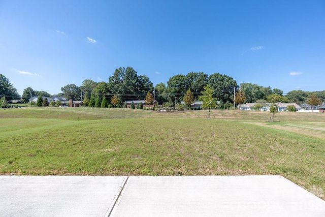 2624 Clipper Court NW, Concord, NC 28027