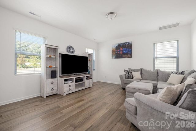 2624 Clipper Court NW, Concord, NC 28027