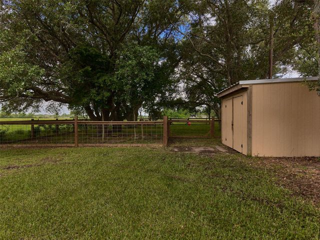 14528 Vlasta Street, Needville, TX 77461