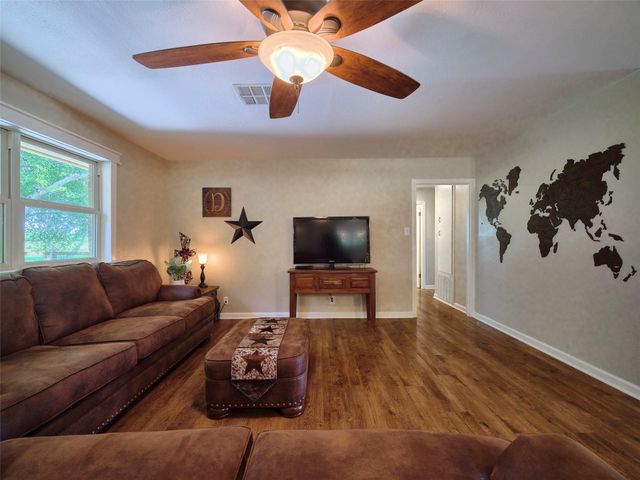 14528 Vlasta Street, Needville, TX 77461