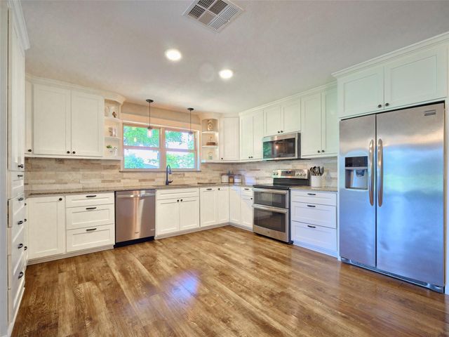14528 Vlasta Street, Needville, TX 77461