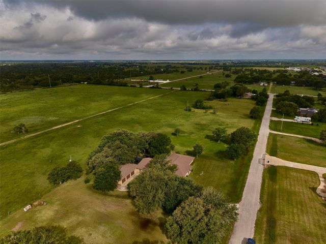 14528 Vlasta Street, Needville, TX 77461