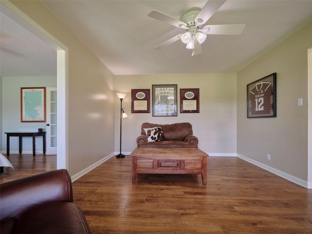 14528 Vlasta Street, Needville, TX 77461