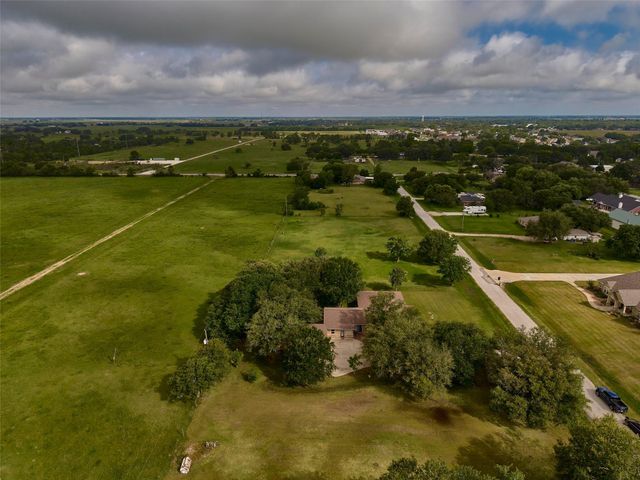 14528 Vlasta Street, Needville, TX 77461
