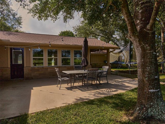 14528 Vlasta Street, Needville, TX 77461