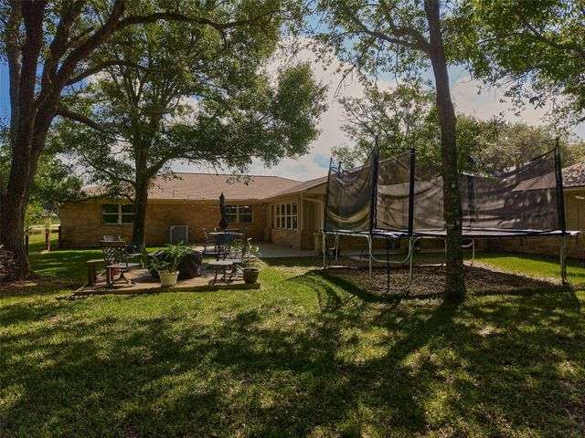 14528 Vlasta Street, Needville, TX 77461