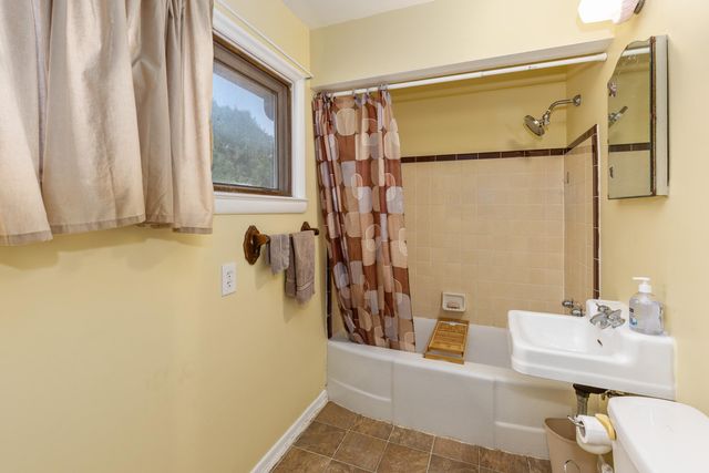 1501 Rossman Avenue Se, City Of Grand Rapids, MI 49507