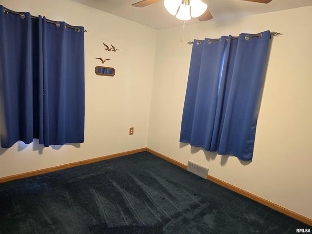 201 W SPRINGFIELD Street, Virginia, IL 62691