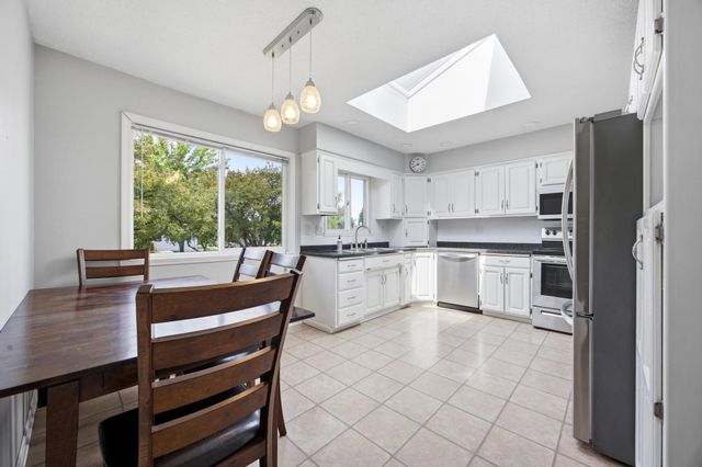 630 Appletree Lane, Moorhead, MN 56560