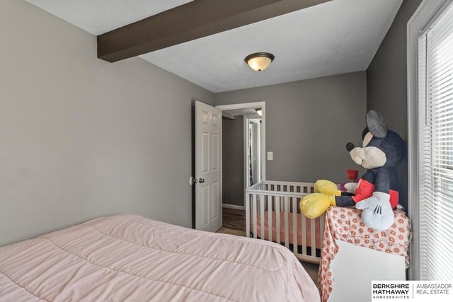 944 S 2nd Street, Lincoln, NE 68526