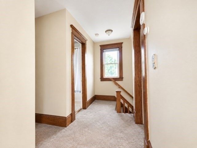 10 Cycle St, Westfield, MA 01085