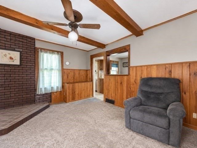 10 Cycle St, Westfield, MA 01085