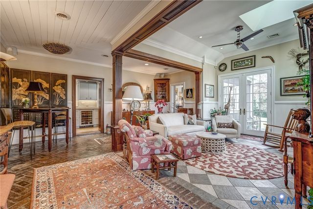 3715 Douglasdale Rd, Richmond, VA 23221