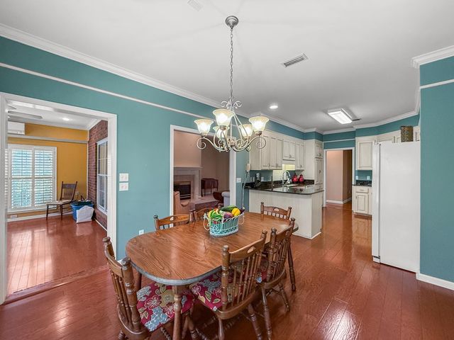 612 Jamestown Blvd, Dothan, AL 36301