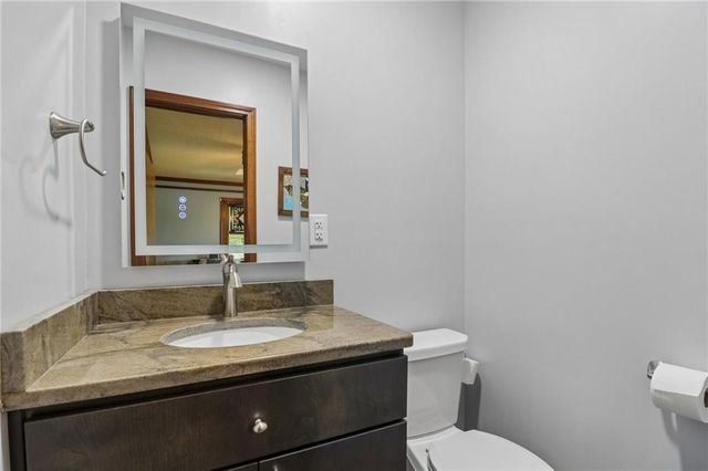 18591 Cantrell Road, Linwood, KS 66052