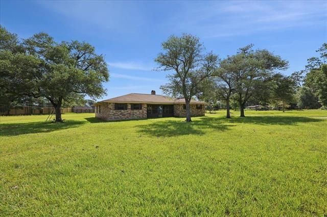 200 Pinata Drive, Lumberton, TX 77657