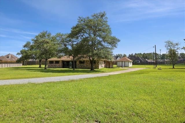 200 Pinata Drive, Lumberton, TX 77657