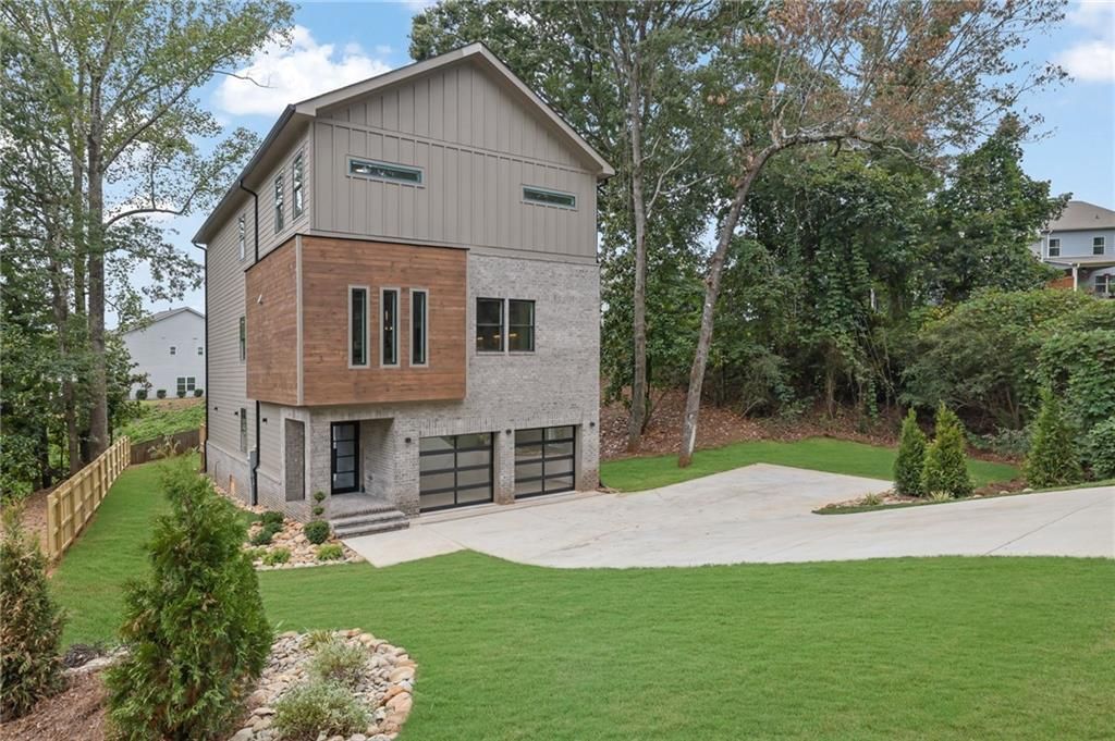 120 N Gwinnett Street, Buford, GA 30518
