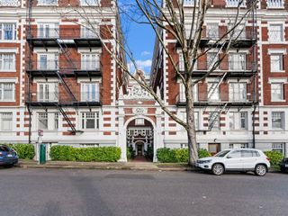 1811 Nw COUCH St 407, Portland, OR 97209