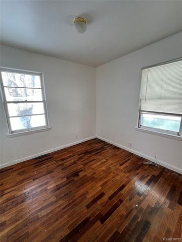 1916 Joslin Street, Saginaw, MI 48602