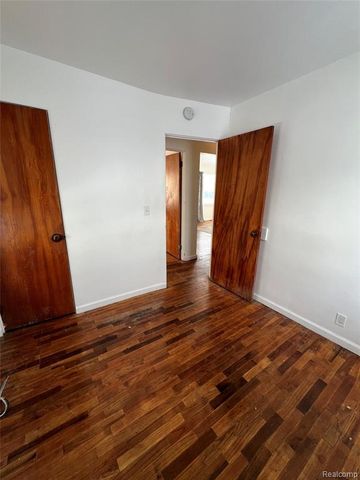 1916 Joslin Street, Saginaw, MI 48602