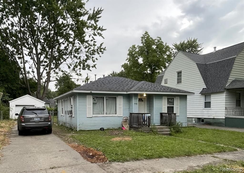 1916 Joslin Street, Saginaw, MI 48602