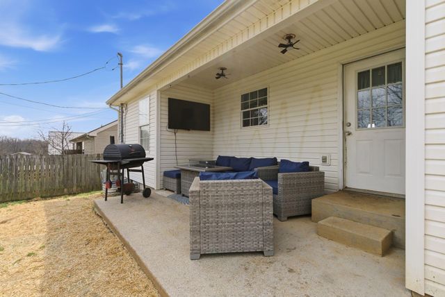 118 Hunter Ridge Drive, Lawrenceburg, KY 40342