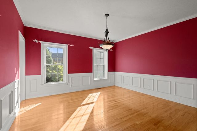 34 Laurelwood Dr, Worcester, MA 01605