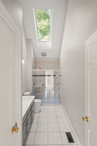 34 Laurelwood Dr, Worcester, MA 01605
