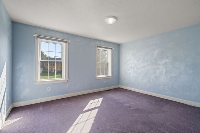 34 Laurelwood Dr, Worcester, MA 01605