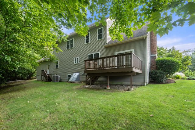 34 Laurelwood Dr, Worcester, MA 01605
