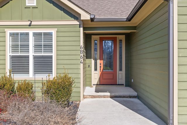 6864 Carnell Way, Chattanooga, TN 37421