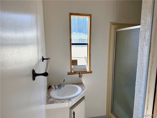 1950 E Thompson Avenue, Kingman, AZ 86409