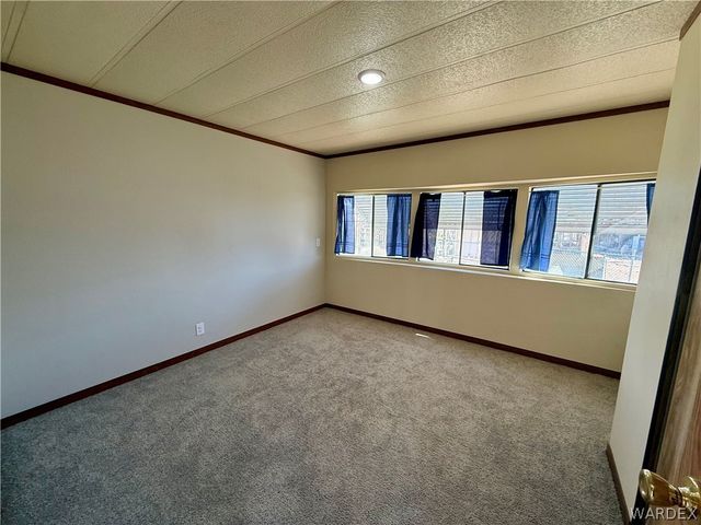 1950 E Thompson Avenue, Kingman, AZ 86409