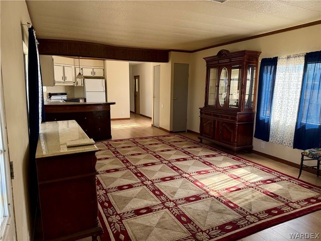 1950 E Thompson Avenue, Kingman, AZ 86409