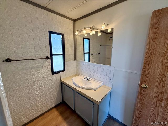 1950 E Thompson Avenue, Kingman, AZ 86409