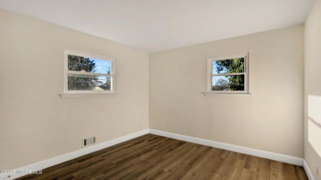 8 Norman Drive, Neptune Township, NJ 07753