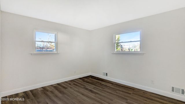 8 Norman Drive, Neptune Township, NJ 07753