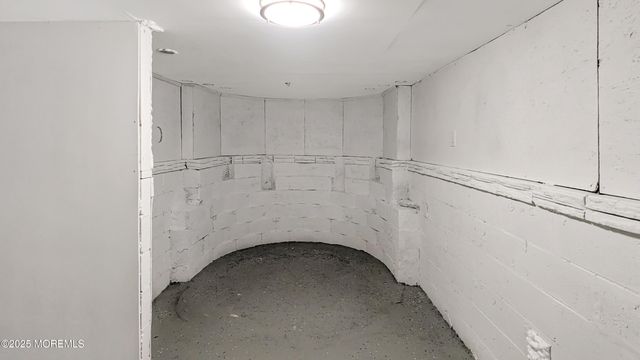 8 Norman Drive, Neptune Township, NJ 07753