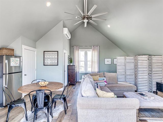 35 Redbud Lane, Carlton Landing, OK 74432