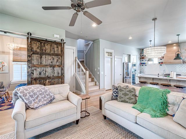 35 Redbud Lane, Carlton Landing, OK 74432