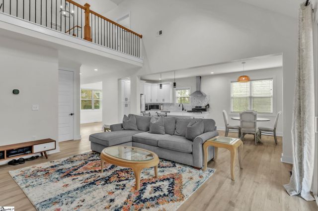 17 Beechridge Way, Greenville, SC 29607